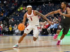Relatório: Mellick Thomas, calouro do Arkansas, estará no draft de 2026 da NBA