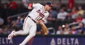 Matt Olson, do Braves, continua defendendo o MVP da NL