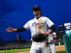 Quem é Petey Halpin? Ken Guardian chamou o outfielder de nomes engraçados para substituir Jorge Valera