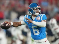 Depois de uma vitória na quadra e um primeiro treino de primavera como QB número 1 de Ole Miss, Chambliss está pronto para recarregar.
