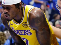 Espera-se que Jared Vanderbilt, do Lakers, perca tempo após sofrer uma terrível luxação do dedo mínimo