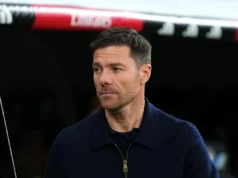 Alonso estagna na abordagem do Chelsea em meio às ambições do Liverpool