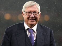 Sir Alex Ferguson foi levado ao hospital depois de adoecer antes do Man United x Liverpool
