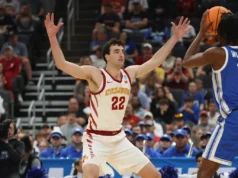 Milan Momcilovic fala sobre seu interesse no basquete de Kentucky