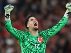O goleiro do Manchester United, Altai Beindir, está supostamente filmando um vídeo de saída antes de sua saída no verão.