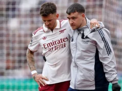 Ben White deve perder a última partida da temporada e da Copa do Mundo