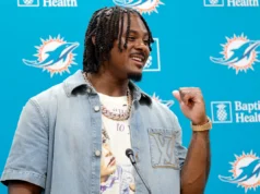 Willis, proprietário do Dolphins QB, lança primeiro arremesso embaraçoso no jogo dos Marlins: ‘Eu escorreguei’