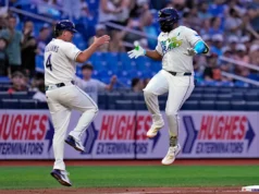 Homers de Diaz e Caminero, as 6 entradas fortes de McClanahan levam os Giants à vitória por 3-0