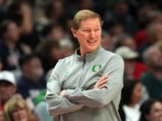 Como será a escalação inicial do basquete masculino do Oregon em 2026?