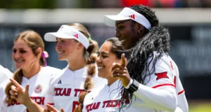 Regionais de softball da NCAA: pontuações, chaves, programação, times a serem observados na Women’s College World Series