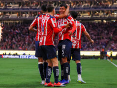 📸 Confira a camisa comemorativa dos 120 anos do Chivas