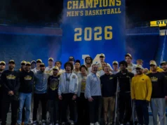 O campo do título na Era dos Jogadores, com os recentes campeões Michigan e Flórida divididos em 2 torneios