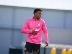 Fabrizio Romano confirma interesse do Tottenham no Manchester City, superando as exigências