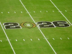 Fonte: Treinadores de futebol universitário estão apoiando o formato CFP de 24 times