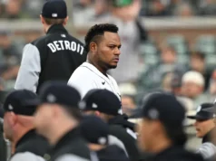 O arremessador do Tigers, Framber Valdez, treina Trevor Story e desencadeia uma disputa de limpeza de banco no confronto contra o Red Sox
