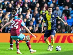 Lewis Steele: O Liverpool está na corrida para contratar o zagueiro da Premier League