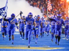 Os fãs podem comprar a grama azul de Boise State para o esforço NIL ou gastar US$ 25.000 na Fan Cave