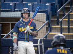 Os cervejeiros esperam que Andrew Fisher cubra o RH substituto para Timber Rattlers