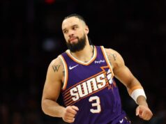 A presença de Dillon Brooks na primeira fila adiciona um toque diferente ao Lakers vs.