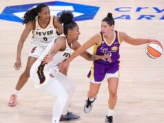 Figura TST: Fever Bit Sparks na Crypto.com Arena, 87-78