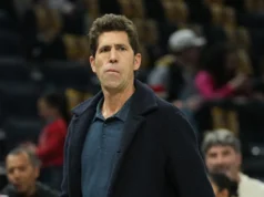 O ex-presidente dos Warriors concordou com um papel interino no 76ers