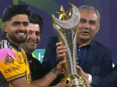 Final do PSL: Mohsin Naqvi apresenta troféu enquanto Babar Azam ganha o primeiro título T20 como capitão