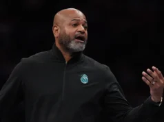 Detroit Pistons anuncia prorrogação com o técnico JB Bickerstaff