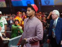 O analista da NFL Mansour listou Dellen como um potencial novato em 2026