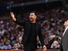 Relatório: O basquete de Michigan contrata Mody Maurer como assistente técnico