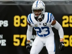 Kenny Moore ainda está longe dos treinos voluntários fora de temporada dos Colts