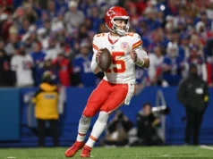 Rastreador de programação de 2026: há rumores de que Chiefs jogará contra Bills na noite de Ação de Graças