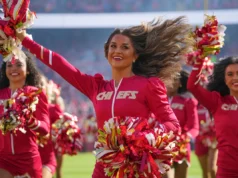 Os Chiefs apresentam uma nova equipe de líderes de torcida para a temporada de 2026