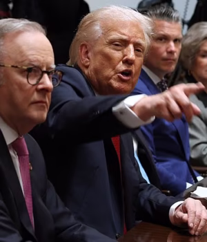 108129563-15869541-Albanese_pictured_with_US_President_Donald_Trump_plans_to_stay_i-a-6_178046169623.avif