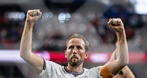 Precisamos de uma bebida depois disso! Harry, Jude e Marcus dão à Inglaterra um começo ideal enquanto Três Leões vencem o barnstormer da Copa do Mundo