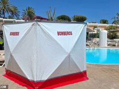 Bebê britânico morre após ser encontrado na piscina de um hotel durante férias em família nas Ilhas Canárias