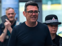 De Downing Street a… Coronation Street? Andy Burnham ‘procurando estabelecer um número 10 no norte’, transferindo parte de sua equipe PM para Manchester