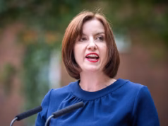 A família da guerreira de classe Bridget Phillipson ganha 900% em moradias municipais enquanto Kimmy Badenoch ataca a política de violência do Secretário de Educação