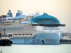 Hóspede do cruzeiro Royal Caribbean morre durante viagem de mergulho com snorkel em águas azul-turquesa enquanto a família retorna com o corpo