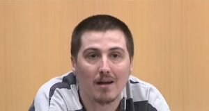 O assassino que matou três crianças na calçada voltando do Walmart para casa faz um apelo emocional final antes de ser sentenciado