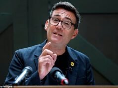 Burnham roubou de alemães e finlandeses para especificar seu modelo de governo da Grã-Bretanha