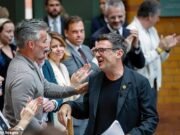 Jason Groves: O discurso de Burnham foi uma visão do passado da Grã-Bretanha enquadrada como o seu futuro. Ele está levando seu partido de volta aos dias de Neil Kinnick – e as impressões digitais de Ed Miliband estão por todo o seu prospecto de esquerda.