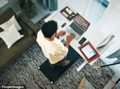 Grande choque de realidade da WFH depois que Aussie afirma trabalhar em casa para poder cuidar de seus dois filhos pequenos: ‘Provavelmente’