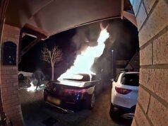 O incendiário momentâneo ateou fogo a um Mercedes-Benz de £ 45 mil na garagem – já que ele está preso por mais de três anos