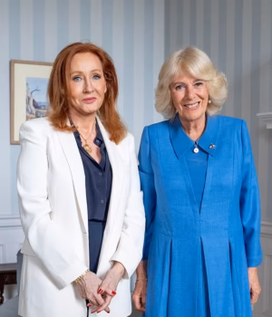 109702199-15942699-Queen_Camilla_and_JK_Rowling_discussed_the_importance_of_childre-a-1_178285210151.avif