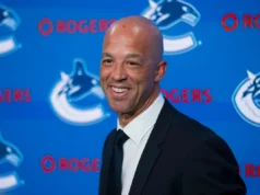Caleb Malhotra é parente de Manny Malhotra, treinador do Canucks e ex-NHLer?