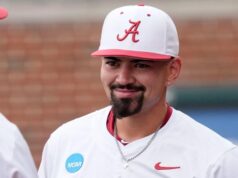 Pontuação da caixa de beisebol de Alabama x St. John’s: estatísticas ao vivo do campeonato de beisebol da NCAA