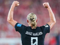 Por que está escrito ‘Brout Haaland’ nas costas da camisa da Noruega de Erling Haaland?