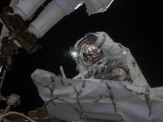 2 Veja hoje os astronautas da NASA consertarem o braço robótico gigante da ISS durante uma caminhada no espaço