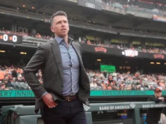 Ao não conseguir resolver a controvérsia da Noite do Orgulho, Buster Posey dos Giants arriscou manchar seu legado outrora intocável.