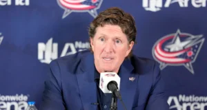 Os Edmonton Oilers podem contratar o ex-técnico do Columbus Blue Jackets, Mike Babcock